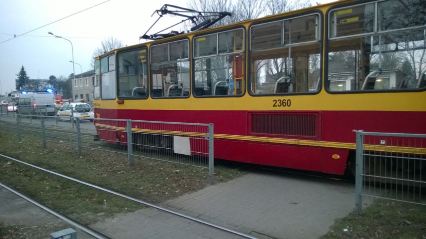 Wypadek na Limanowskiego kobieta potrącona przez tramwaj