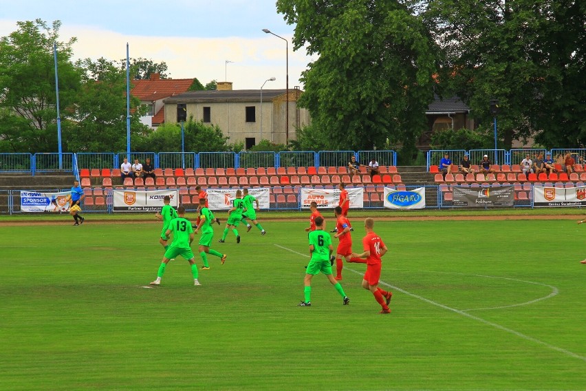 W sobotę (11.06) o godzinie 15:00 na Miejskim Stadionie w...