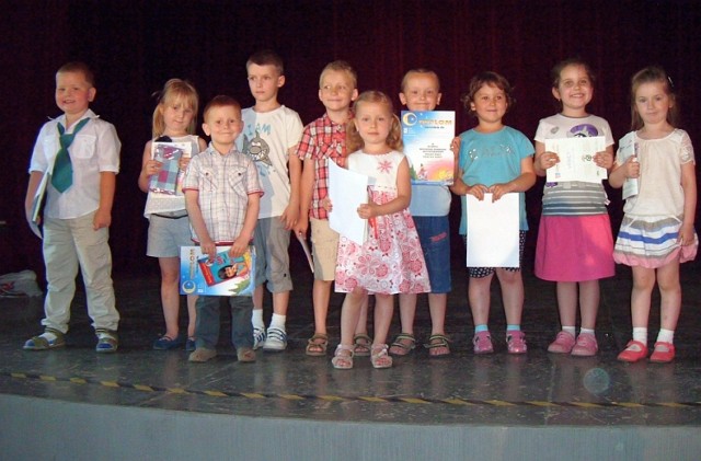 Mali uczestnicy konkursu w Domu Kultury PKZ w Ząbkowicach