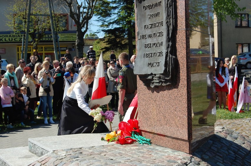 Konstytucja 3 Maja, obchody w Rumi: Składanie kwiatów [ZDJĘCIA]