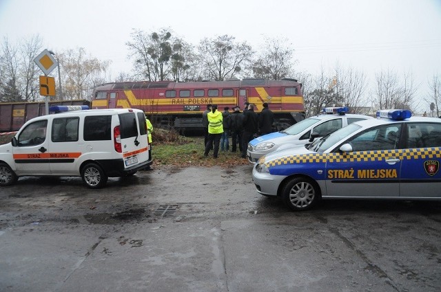 Śrem wykolejony pociąg 22.11.2013 - policja zbada czy nie doszło do przestępstwa.