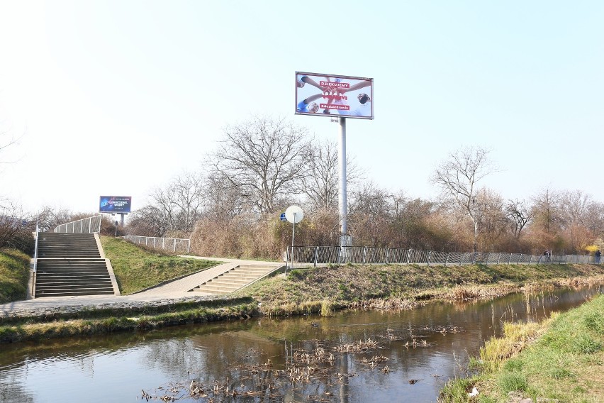 "Dziękujemy Wam". Nietypowe bilbordy w podziękowaniu dla pracowników służby zdrowia