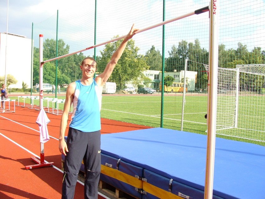 Sylwester Bednarek w 2009 roku przygotowywał się w Wągrowcu...