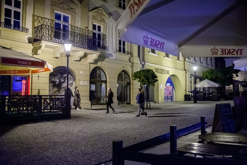 O północy wróciło życie na tarnowski Rynek