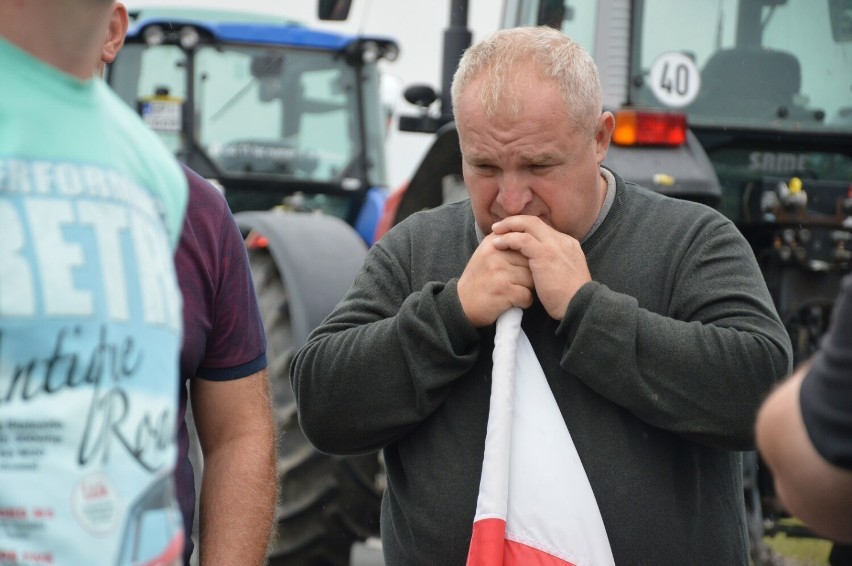 Protest rolników na DK12 pod Piotrkowem. Agrounia zablokowała drogę na dwa dni, 04.08.2021 ZDJĘCIA, WIDEO