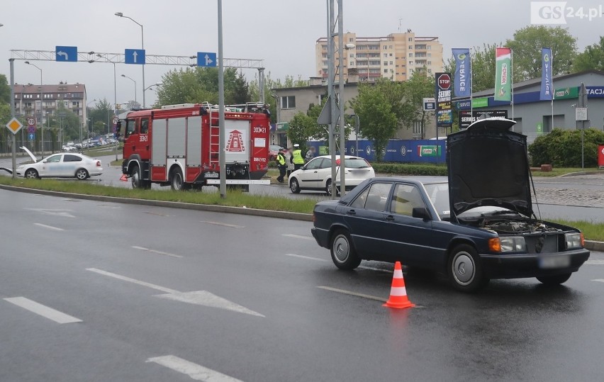 Wypadek na skrzyżowaniu ulicy Chopina i Wszystkich Świętych...