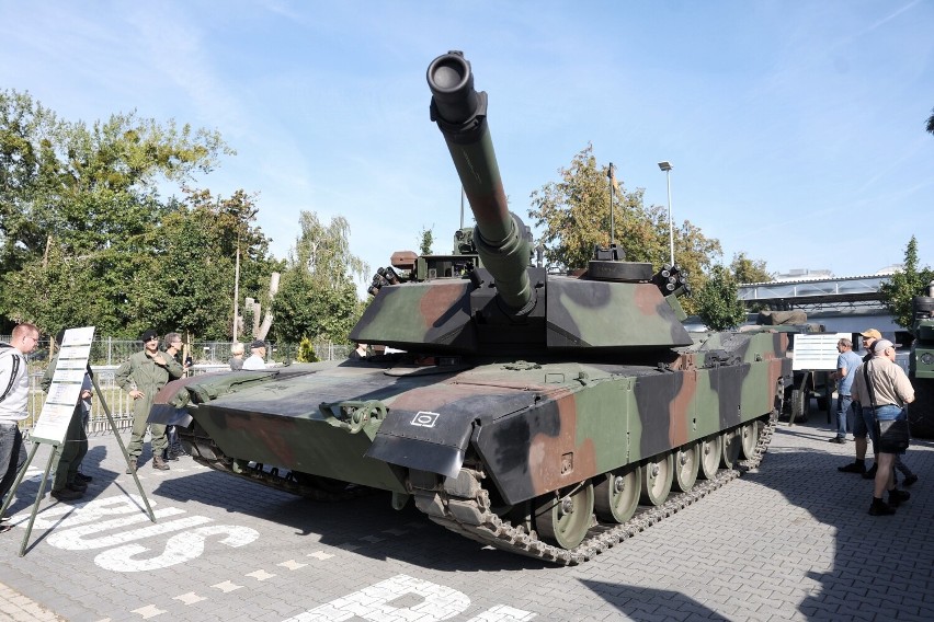 M1A1 Abrams zaprezentowany na terenie Muzeum Broni...