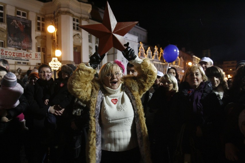 Finał Wielkiej Orkiestry Świątecznej Pomocy w Legnicy, tak było dekadę temu