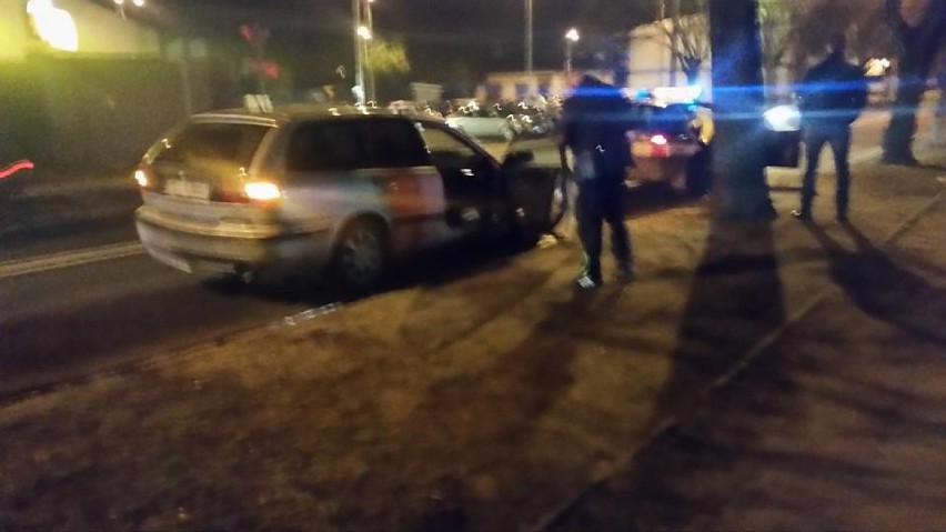 Wypadek we Włocławku. BMW wjechało w tył volvo