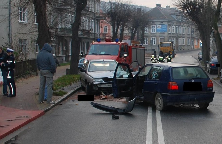 Wypadki w Kwidzynie: Dwa wypadki w ciągu jednego dnia. Poszkodowane są dwie kobiety!