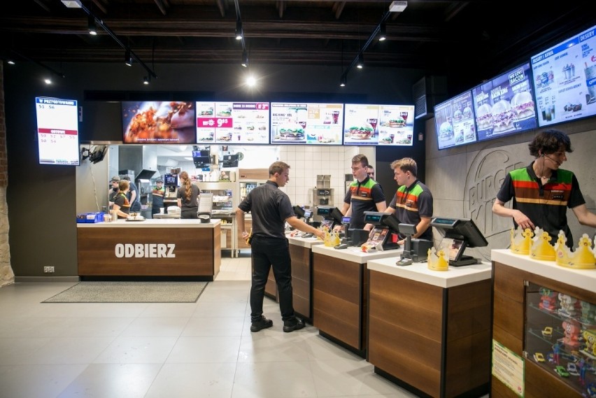 Nowy Burger King w Krakowie. Otworzył się tuż obok "Maca" [ZDJĘCIA]