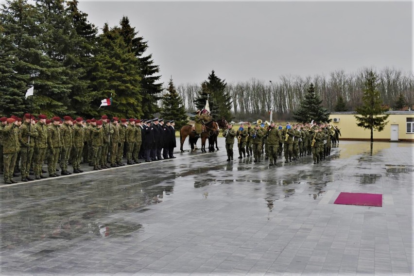 1 batalion wchodzący w skład 25. Brygady Kawalerii Powietrznej w Tomaszowie Mazowieckim ma nowego dowódcę. ZDJĘCIA