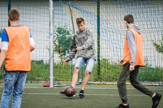 W Bydgoszczy pandemia nie uniemożliwi wiosną uprawiania sportu na świeżym powietrzu. W mieście są 23 Orliki. Mieszkańcy mogą z nich korzystać przez cały tydzień, nieodpłatnie: indywidualnie i w grupach.