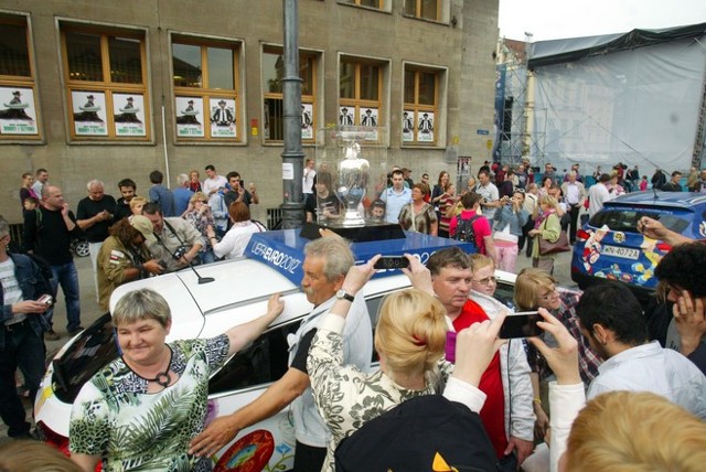 Więcej o pucharze Euro 2012