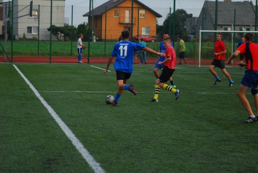 Turniej piłkarski w Witaszycach: Grają w piłkę na Orliku