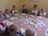 W Żłobku Tęczowy Domek w Jarocinie dzieci wraz z ciociami uroczyście obchodziły 100-lecie odzyskania przez Polskę niepodległości