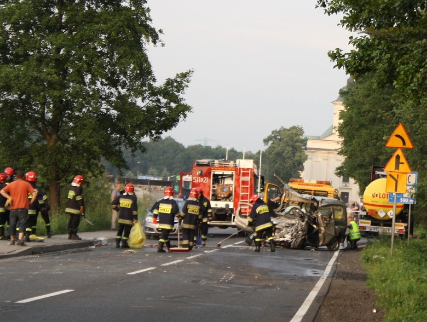 Bobrek: śmiertelny wypadek. Zginęła kobieta [ZDJĘCIA]