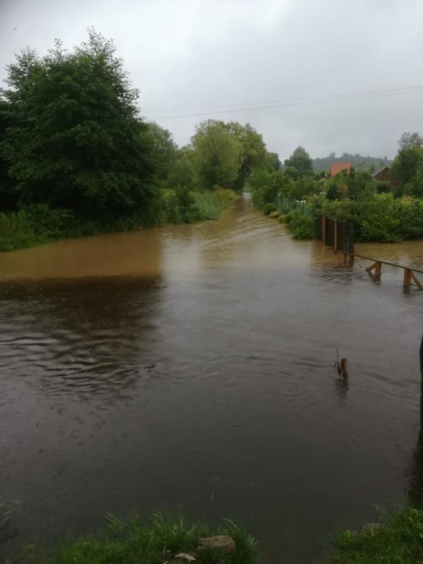 W Miastku ciągle pada. Podejmy kolejne informacje z zalanego miasta (FOTO)