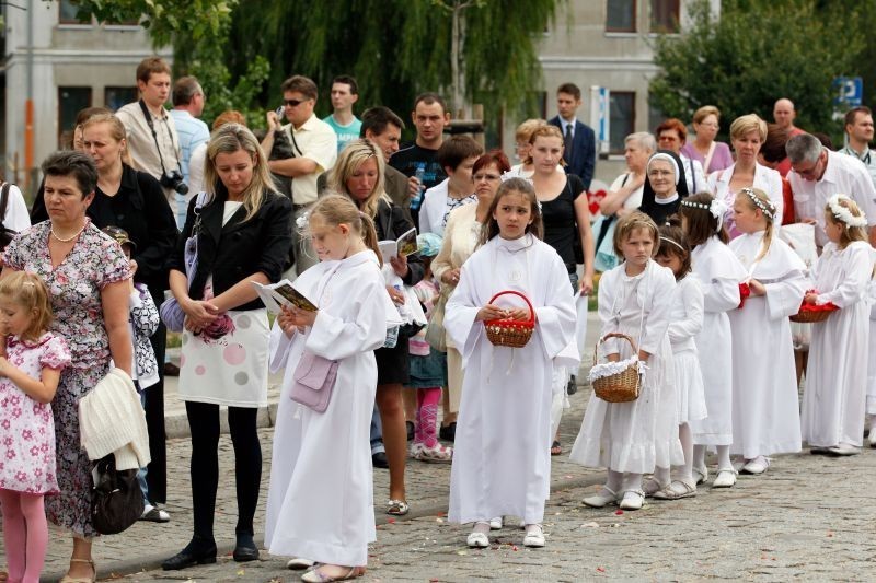 Boże Ciało: Wielka procesja na ulicach Poznania