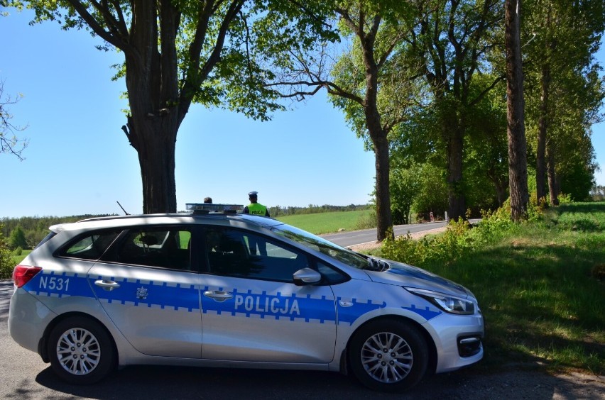 Komisja pracowała na miejscu śmiertelnego wypadku, do którego doszło na trasie Raduń - Lamk 