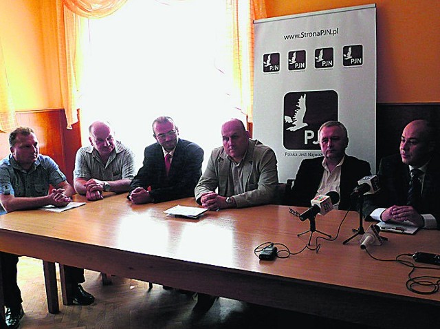 W sztabie wyborczym PJN znaleźli się J. Pilch, S.Gaworczyk, A. Masny, P. Lelito, A. Jędryka oraz P. Augustyn