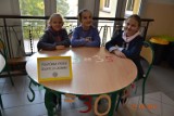 Światowy Dzień Tabliczki Mnożenia - w akcji zadebiutowała Szkoła Podstawowa nr 1 w Żukowie ZDJĘCIA