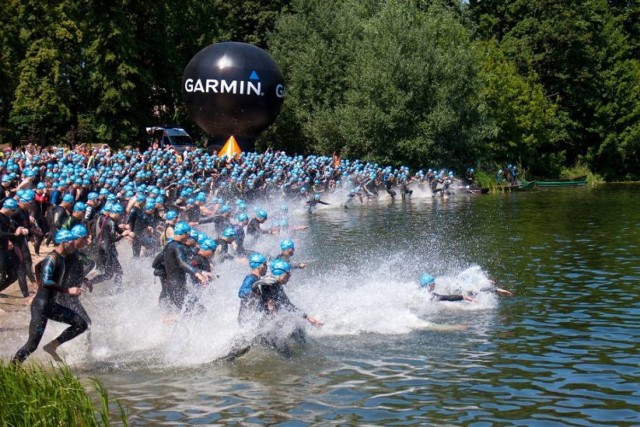 River Triathlon Konin 2021. Będzie pierwszym cyklem triathlonowym rozgrywanym na rzece Warcie, który odbędzie się 4 lipca w Koninie.