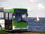Autobusy nad morze pojadą częściej. PKS Gdynia z darmowym WiFi i po kaszubsku