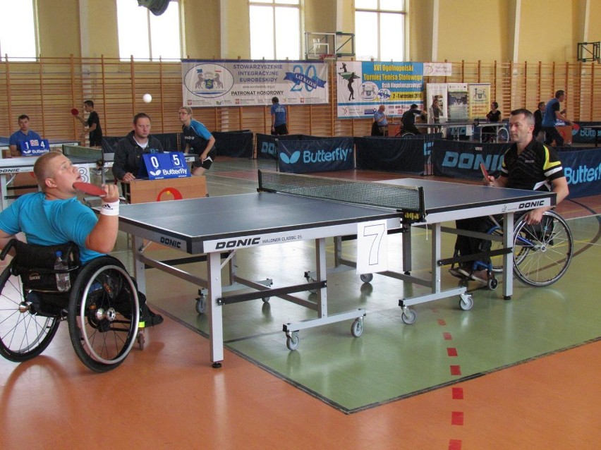 XVI Ogólnopolski Turniej Tenisa Stołowego Osób Niepełnosprawnych [ZDJĘCIA]