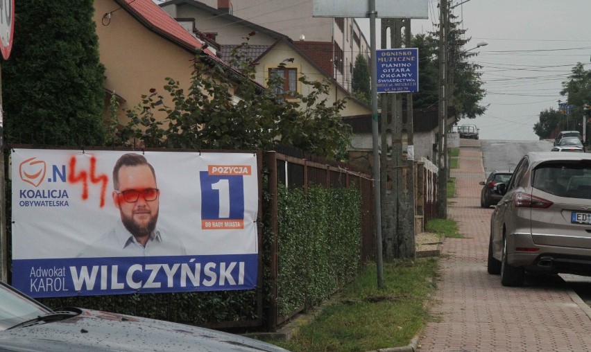 Wojna! W nocy w Kielcach niszczono plakaty wyborcze (ZDJĘCIA) 
