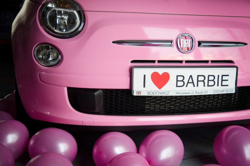 Różowy fiat 500, nagroda w konkursie  „Wygraj z Barbie”...