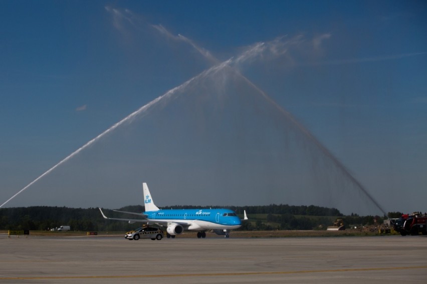 Nowe połączenie z Kraków Airport. Lądowania samolotu KLM w Balicach [ZDJECIA]