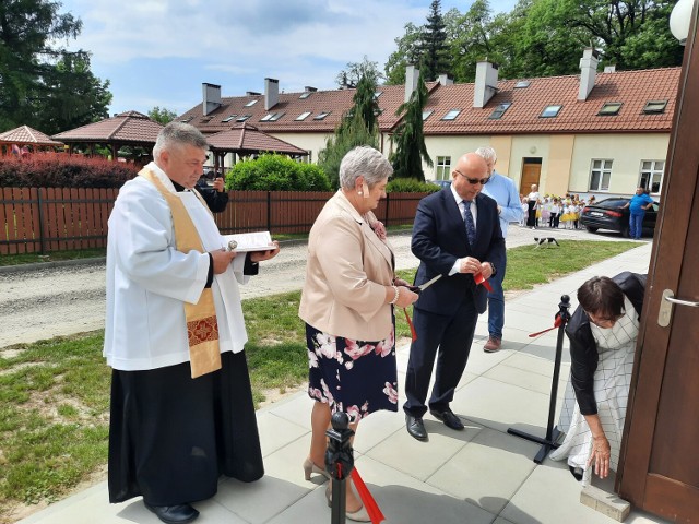 Nowo otwarty i poświęcony klub seniora w Trzcianie pozwoli na aktywizację najstarszych mieszkańców z gminy Świlcza.