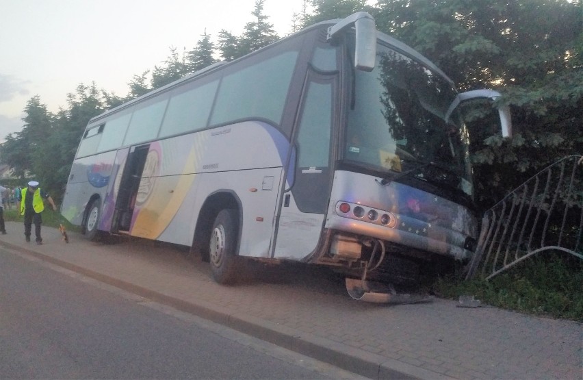 Wypadek autobusu z dziećmi z okolic Rzeszowa [ZDJĘCIA]