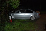 Wypadek w Tuchomiu. VW passat zderzył się z BMW. Jedna osoba została przewieziona do szpitala