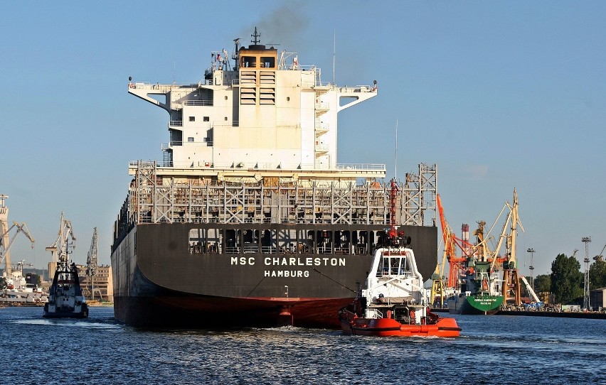 Największy kontenerowiec w historii portu w Gdyni