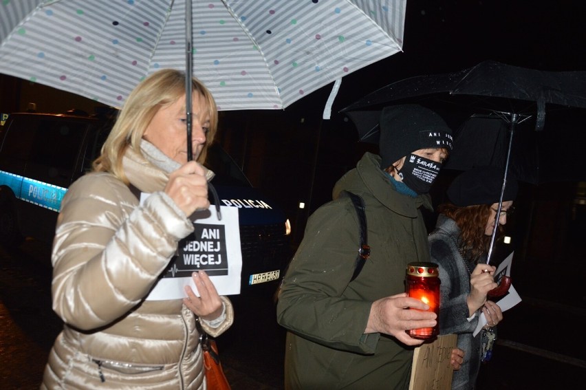 "Ani jednej więcej", to hasło towarzyszyło uczestnikom...