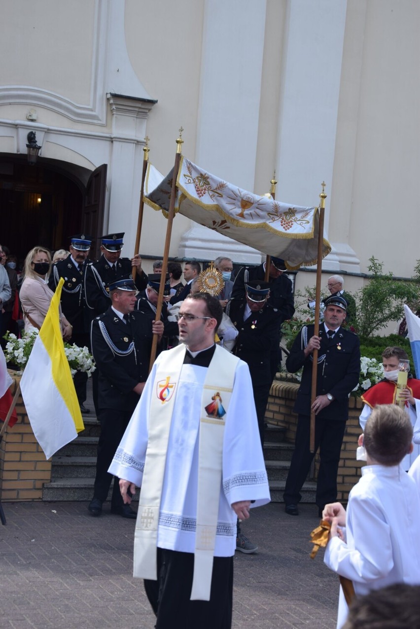 Procesje Bożego Ciała 2021 w Wieluniu. Uroczystość w parafii św. Józefa ZDJĘCIA