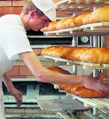 Mąka podrożała od lipca - ceny pieczywa poszły w górę