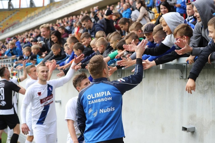 Olimpia Zambrów - Warmia Grajewo 4:1. Puchar dla Olimpii