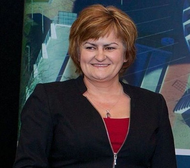 Anna Skierkowska ma 48 lat, do tej pory pełniła funkcję dyrektora biura wójta gminy Dolice.