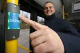 "Ciepłe" guziki chętnie są używane przez pasażerów autobusów miejskich w Kielcach