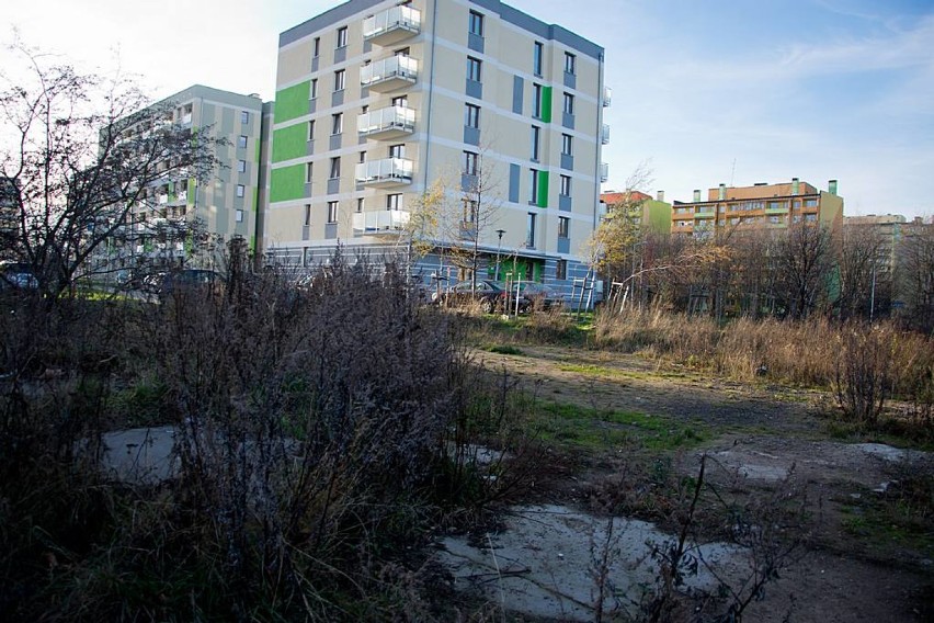 Wałbrzych: Powstanie kolejny blok mieszkalny na ulicy Husarskiej.