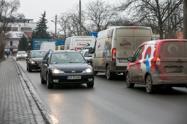 Na skrzyżowaniu Centralnej i Sołtysowskiej codziennie tworzą się korki. Rozładować może je rondo