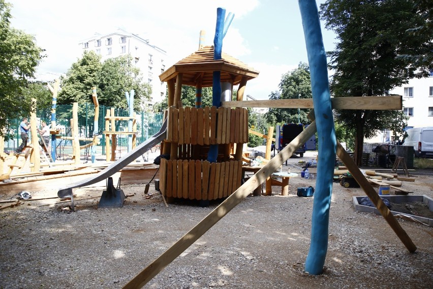 Powstaje nowy plac zabaw na placu Baśniowym. To spełnienie dziecięcych marzeń