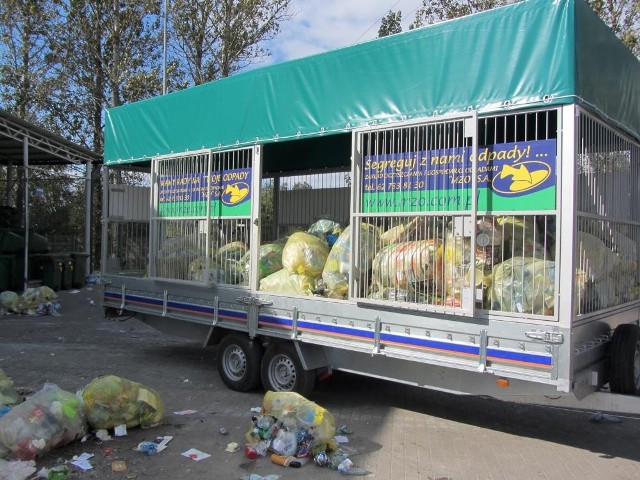 MZO w Ostrowie: Specjalistyczna przyczepa do odpadów