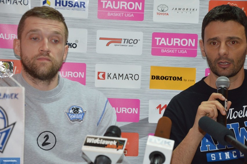 Trener Igor Milicić i Piotr Stelmach