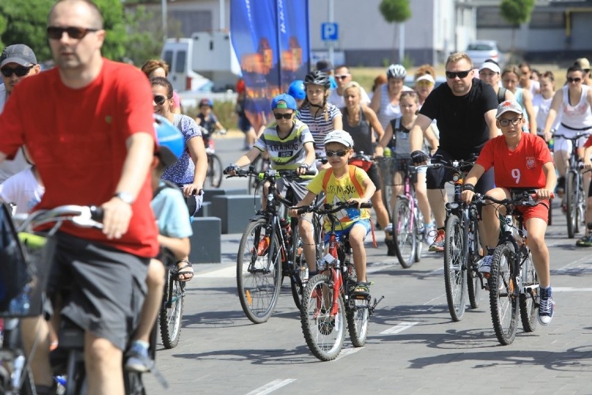 Finał akcji "Rowerowy Maj"! Uczestnicy wyruszyli z parkingu...