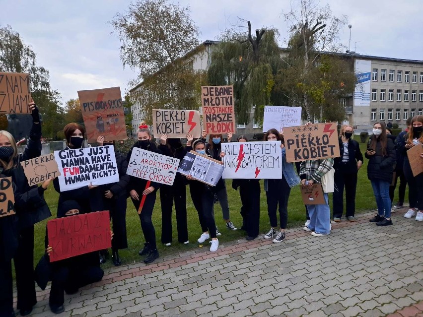 Protest Kobiet w Kaliszu. Tłum na ulicach miasta