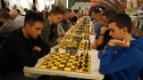 Leszno. Zaproszenie na inaugurację programu promocji szachów „Rewolucja szachowa”